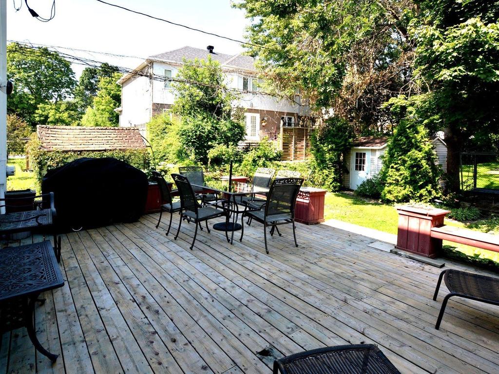 









103


Ch. du Bord-du-Lac-Lakeshore

,
Pointe-Claire,




QC
H9S4J1


