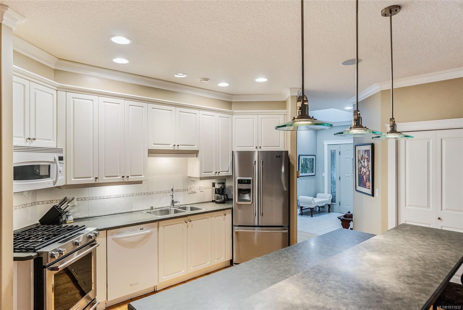 









2340


Casey

Pl,
Nanoose Bay,




BC
V9P 9G5

