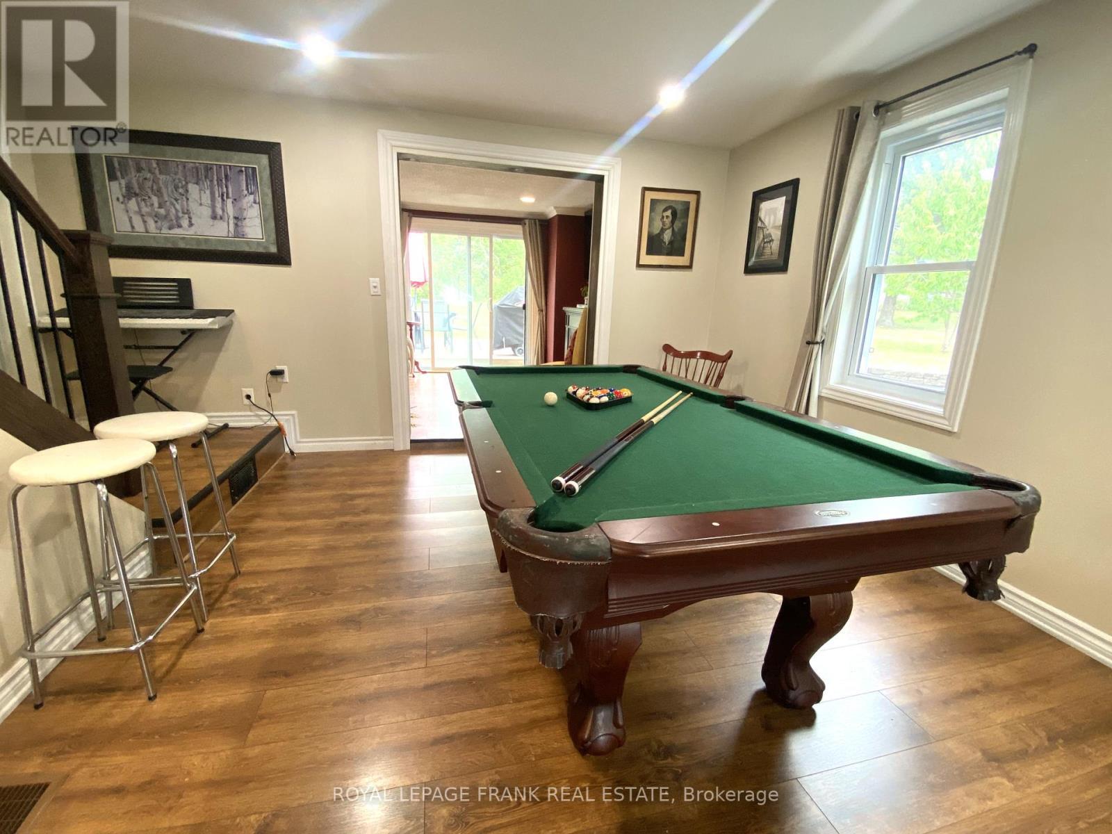 












5 WILLIAM STREET

,
Marmora and Lake (Marmora Ward),




Ontario
K0K2M0

