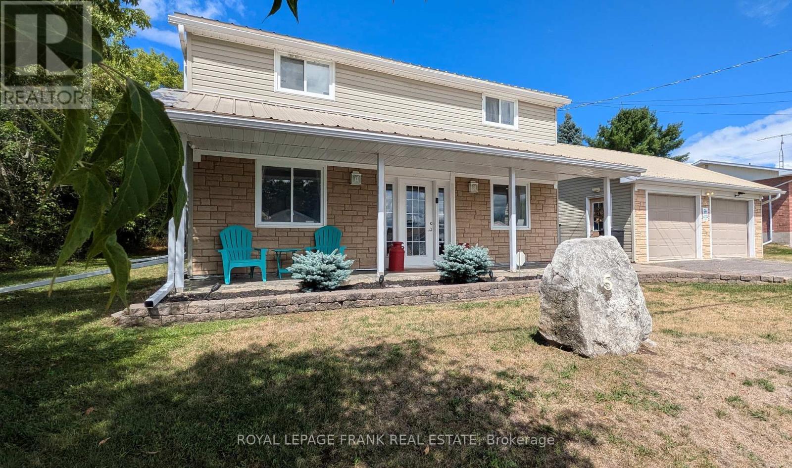 












5 WILLIAM STREET

,
Marmora and Lake (Marmora Ward),




Ontario
K0K2M0

