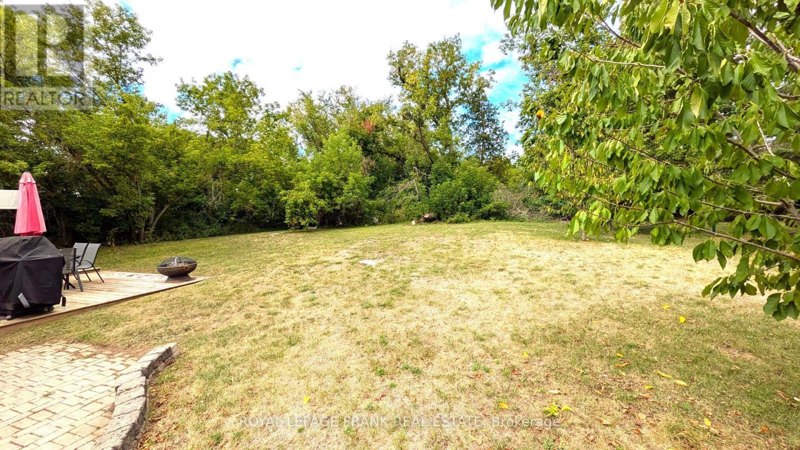 












5 WILLIAM STREET

,
Marmora and Lake (Marmora Ward),




Ontario
K0K2M0

