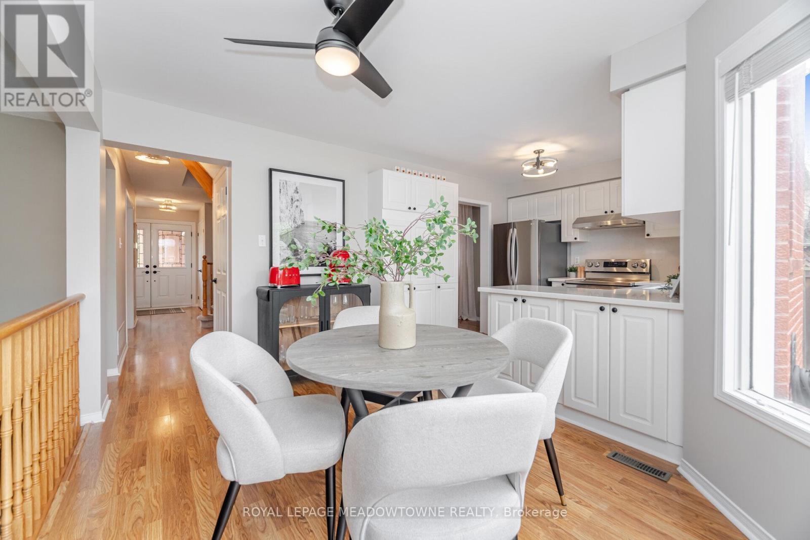 












33 HARROP AVENUE

,
Halton Hills,




Ontario
L7G5R4

