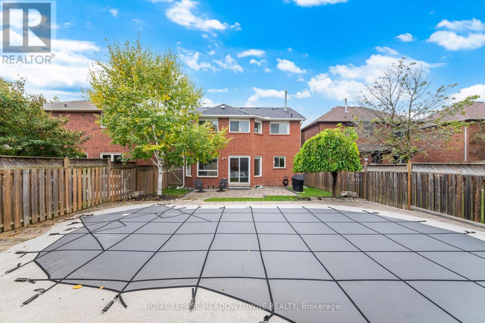 












33 HARROP AVENUE

,
Halton Hills,




Ontario
L7G5R4

