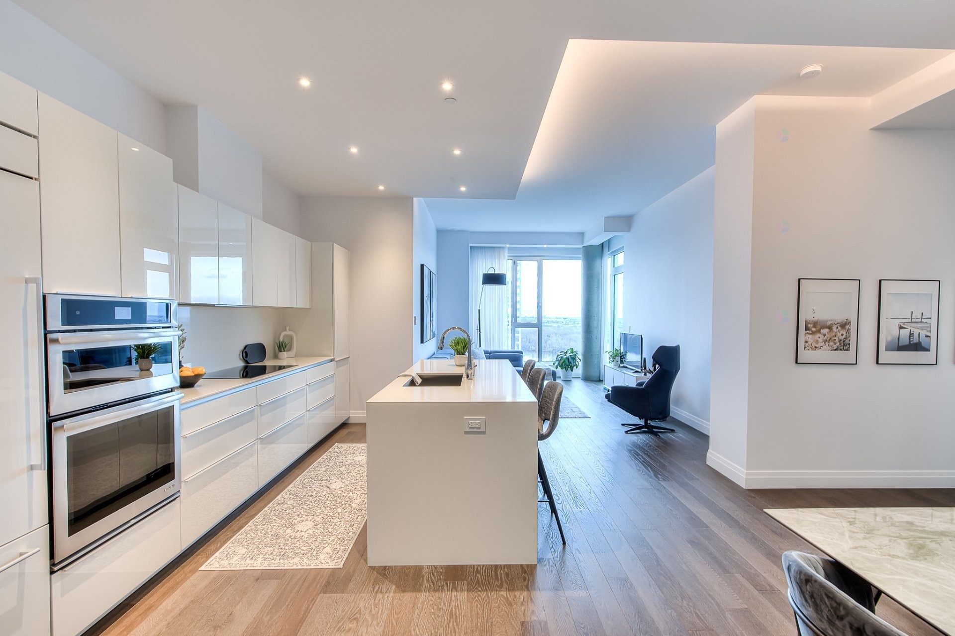 









255


Rue Étienne-Lavoie

, 2004,
Laval (Sainte-Dorothée),




QC
H7X0E5

