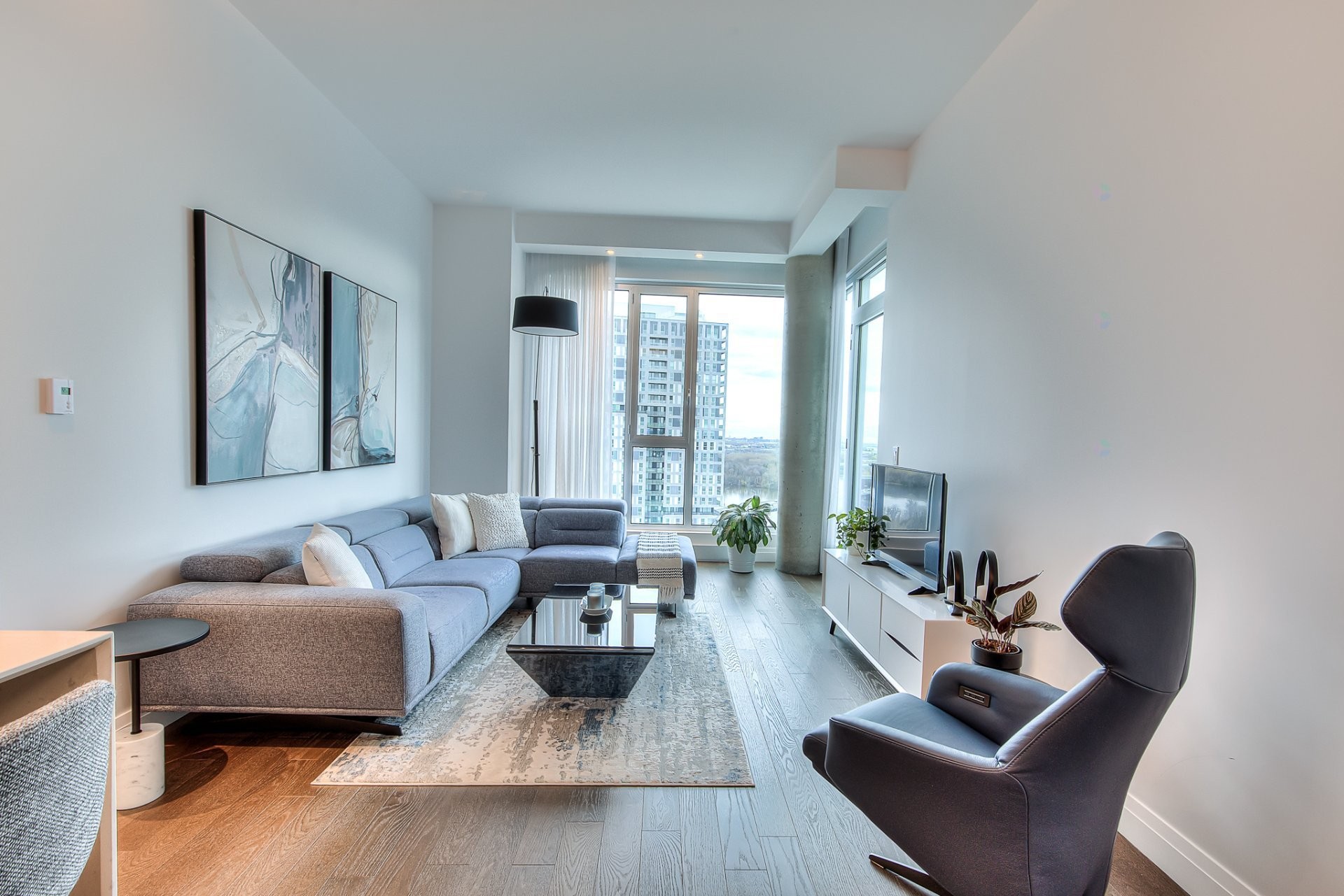 









255


Rue Étienne-Lavoie

, 2004,
Laval (Sainte-Dorothée),




QC
H7X0E5

