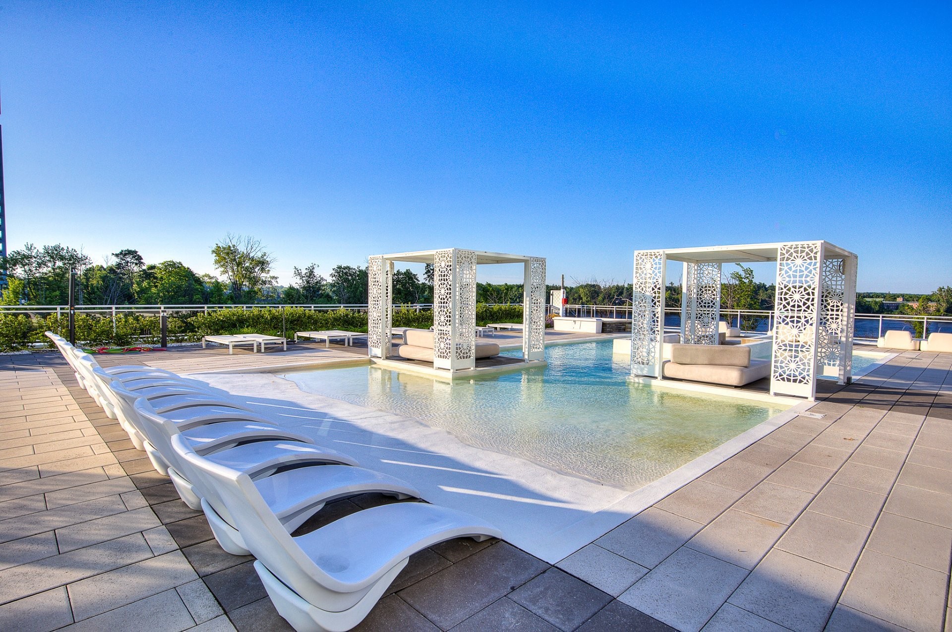 









255


Rue Étienne-Lavoie

, 2004,
Laval (Sainte-Dorothée),




QC
H7X0E5

