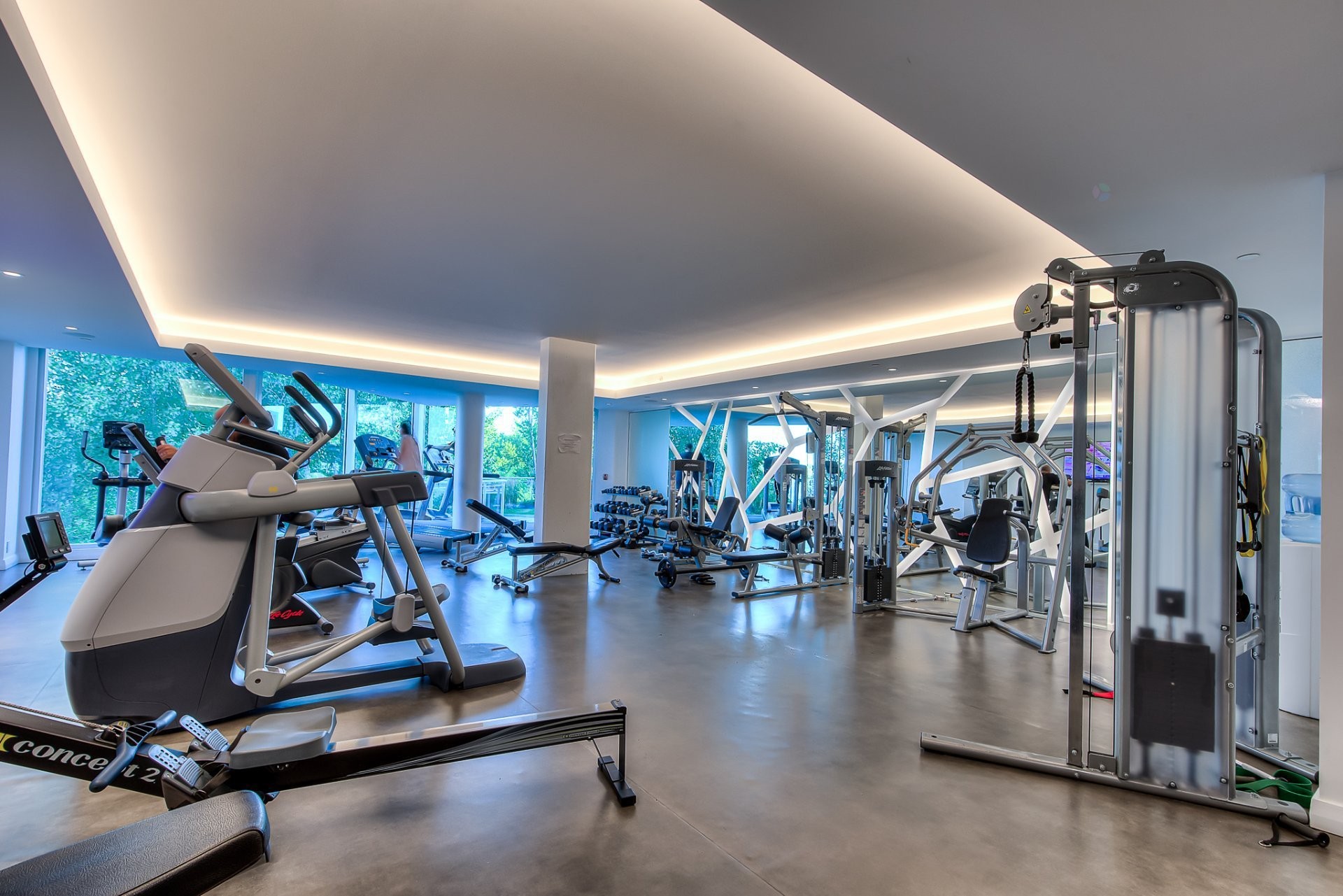 









255


Rue Étienne-Lavoie

, 2004,
Laval (Sainte-Dorothée),




QC
H7X0E5

