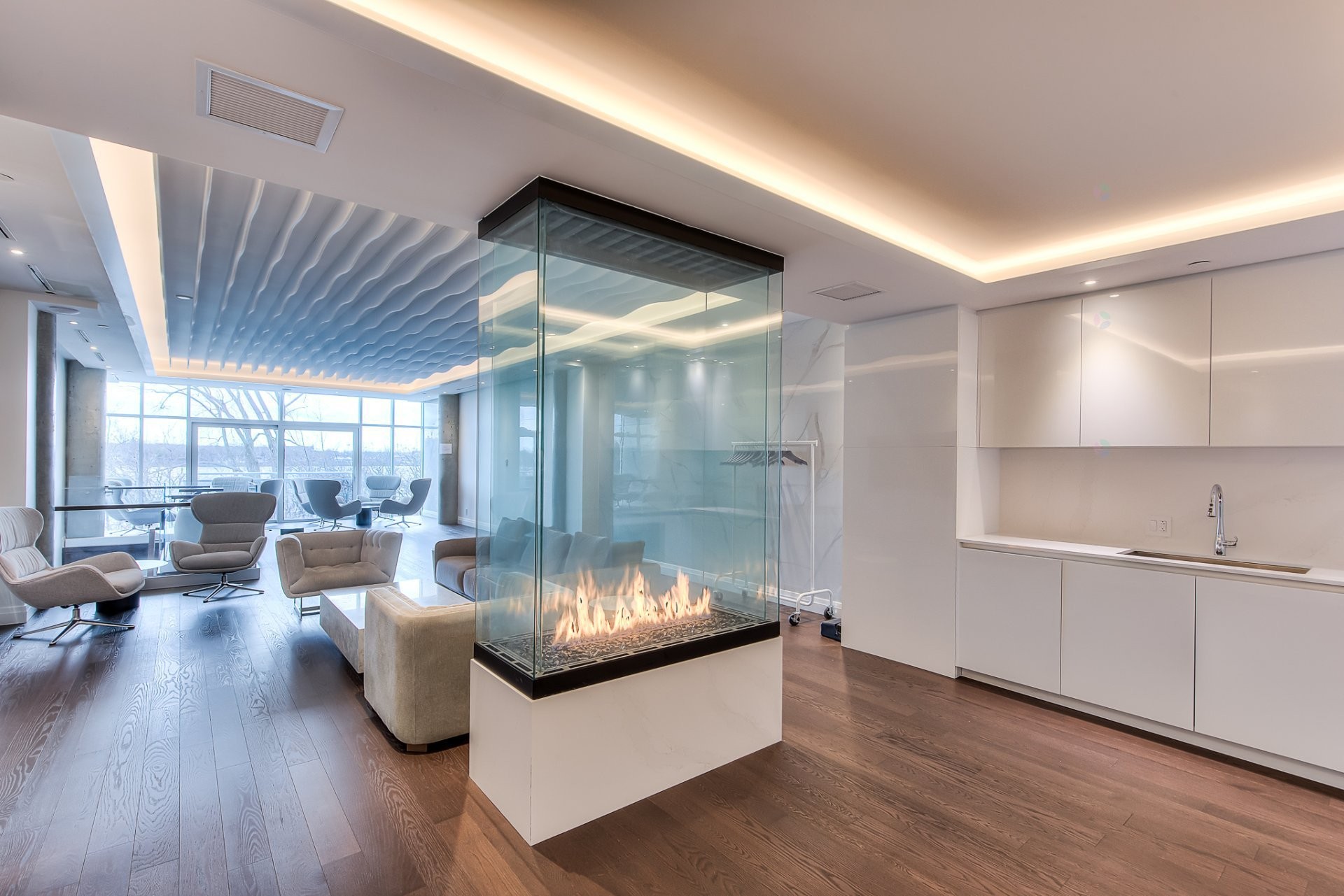 









255


Rue Étienne-Lavoie

, 2004,
Laval (Sainte-Dorothée),




QC
H7X0E5

