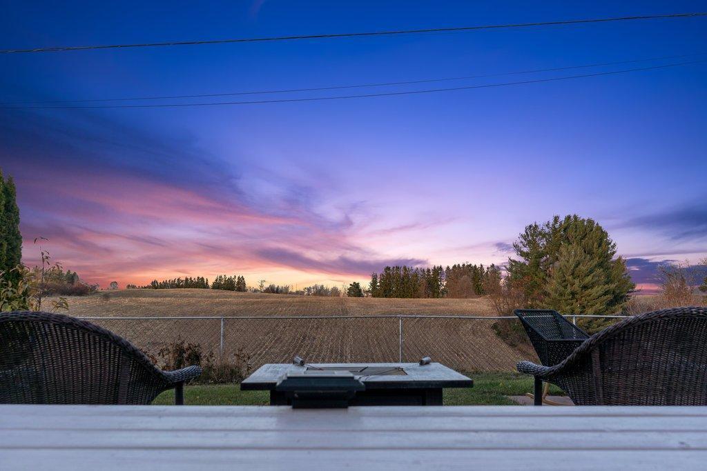 









723


Rue Gibson

,
Shawville,




QC
J0X2Y0

