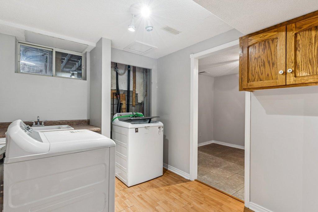 









723


Rue Gibson

,
Shawville,




QC
J0X2Y0

