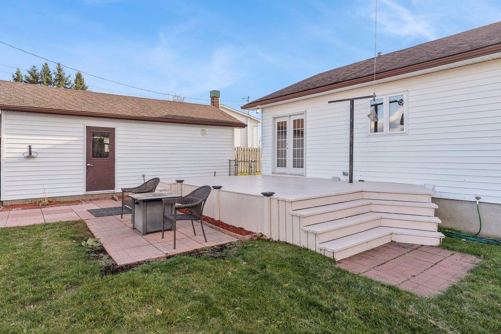 









723


Rue Gibson

,
Shawville,




QC
J0X2Y0

