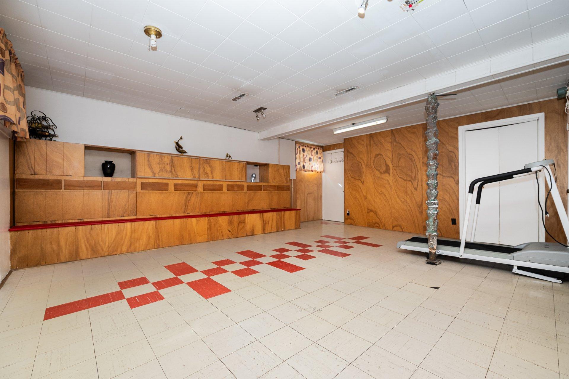 









4517


8e Rue

,
Laval (Chomedey),




QC
H7W2A3

