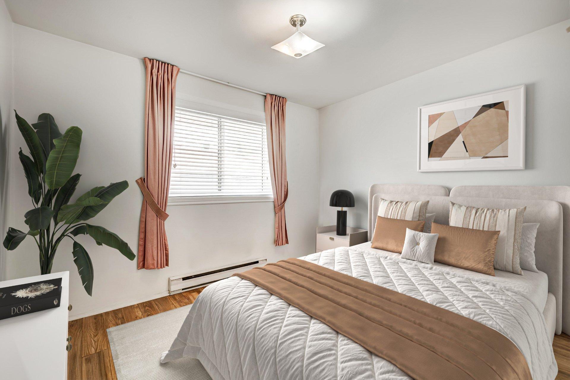 









3834


Ch. de la Côte-de-Liesse

,
Mont-Royal,




QC
H4N2P5

