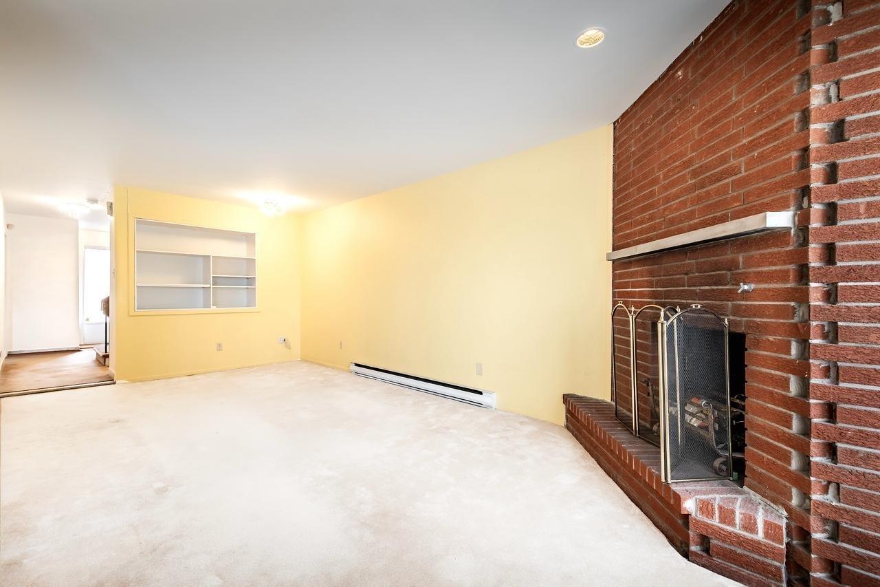 









3834


Ch. de la Côte-de-Liesse

,
Mont-Royal,




QC
H4N2P5

