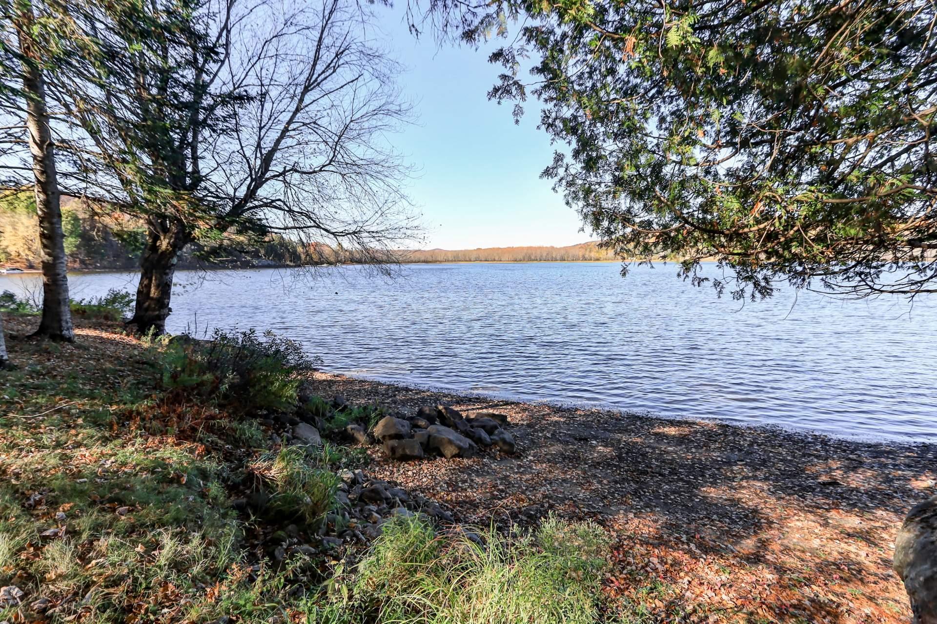 









280

 - 283


Route du Lac-Rond S.

,
Montcalm,




QC
J0T2V0

