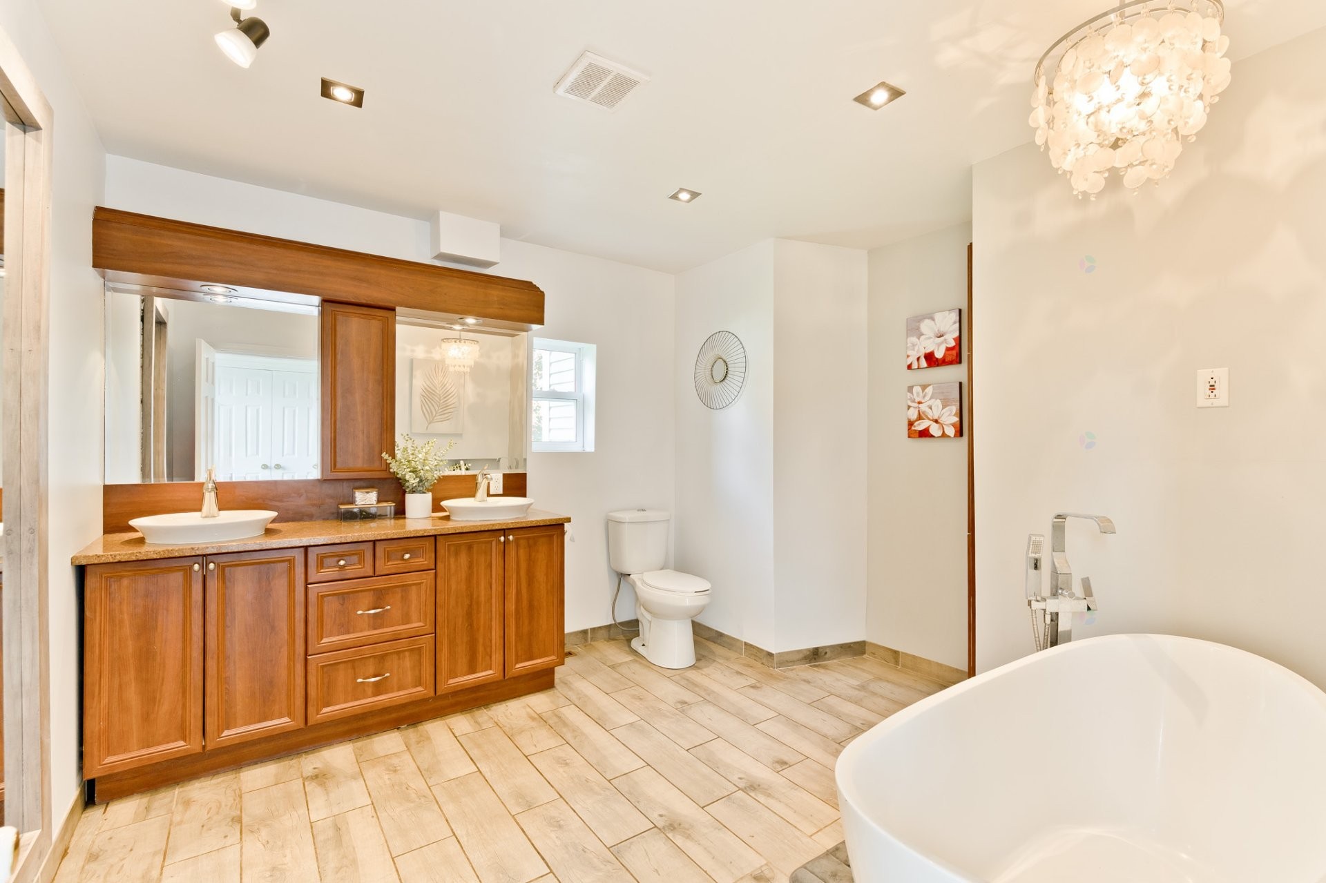 









45Z


Ch. Dubuc

,
Compton,







QC
J0B1L0

