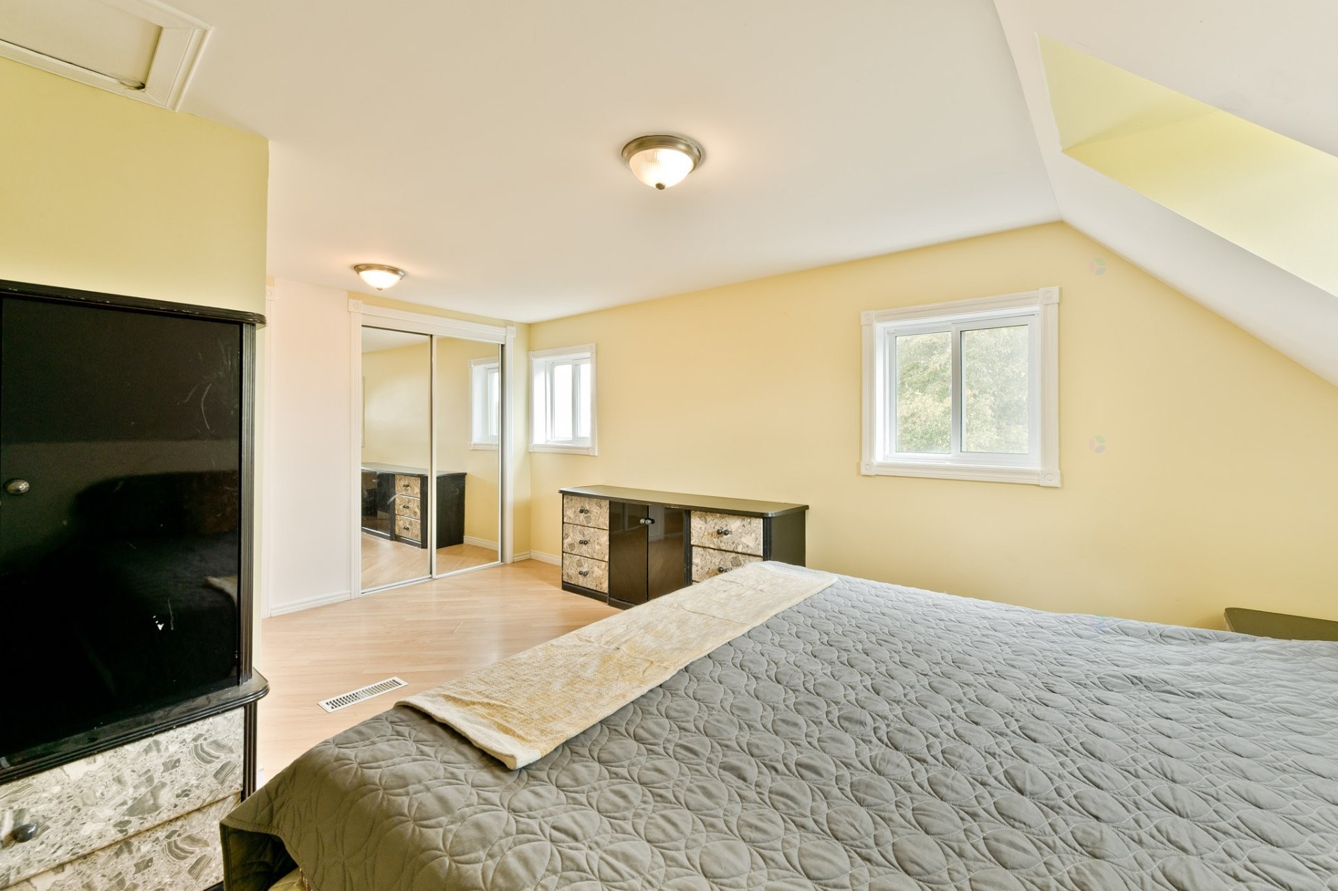 









45Z


Ch. Dubuc

,
Compton,







QC
J0B1L0

