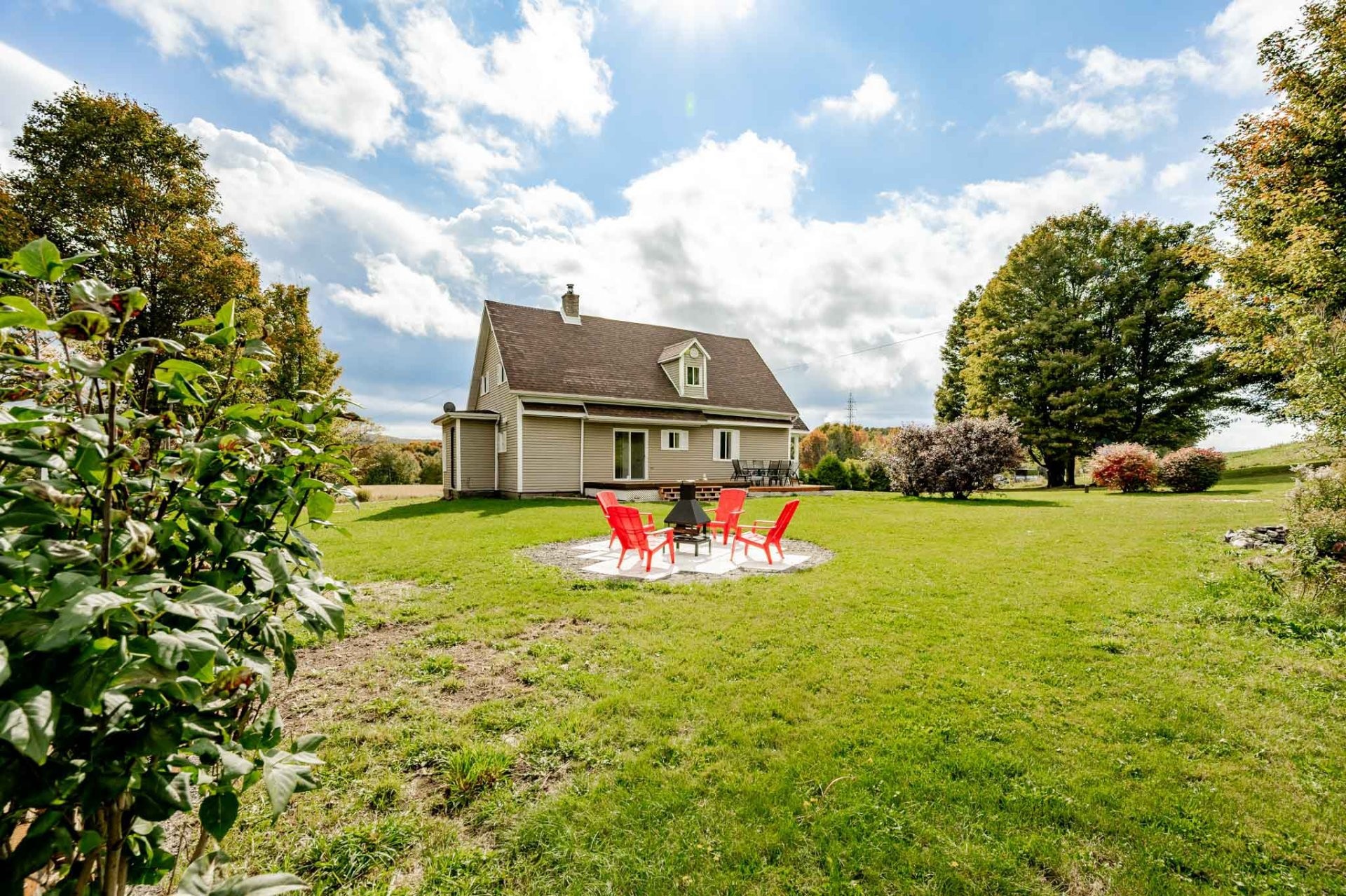 









45Z


Ch. Dubuc

,
Compton,







QC
J0B1L0

