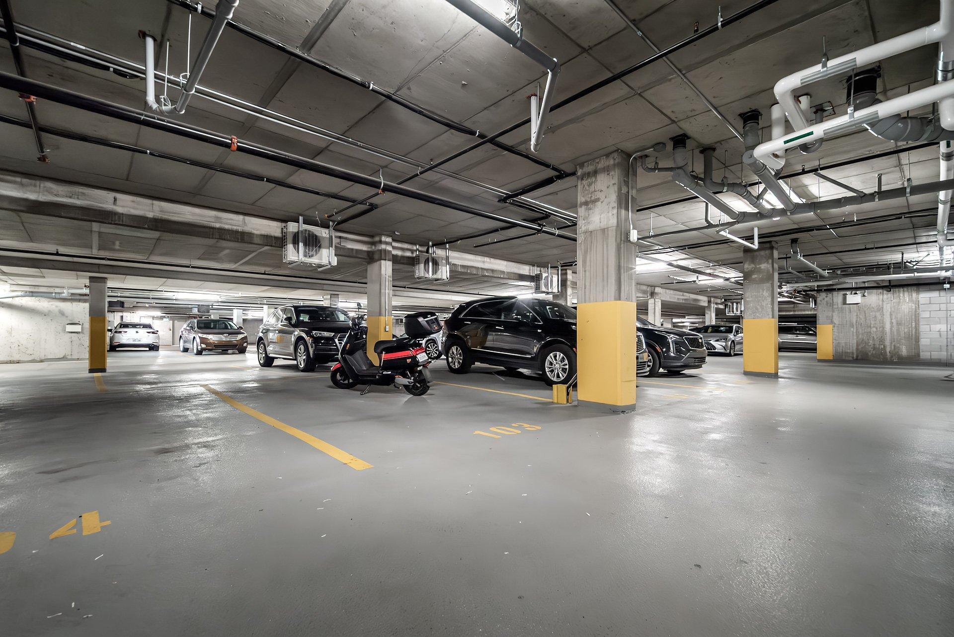 









271


Av. De l'Académie

, 210,
Dorval,




QC
H9S0B4

