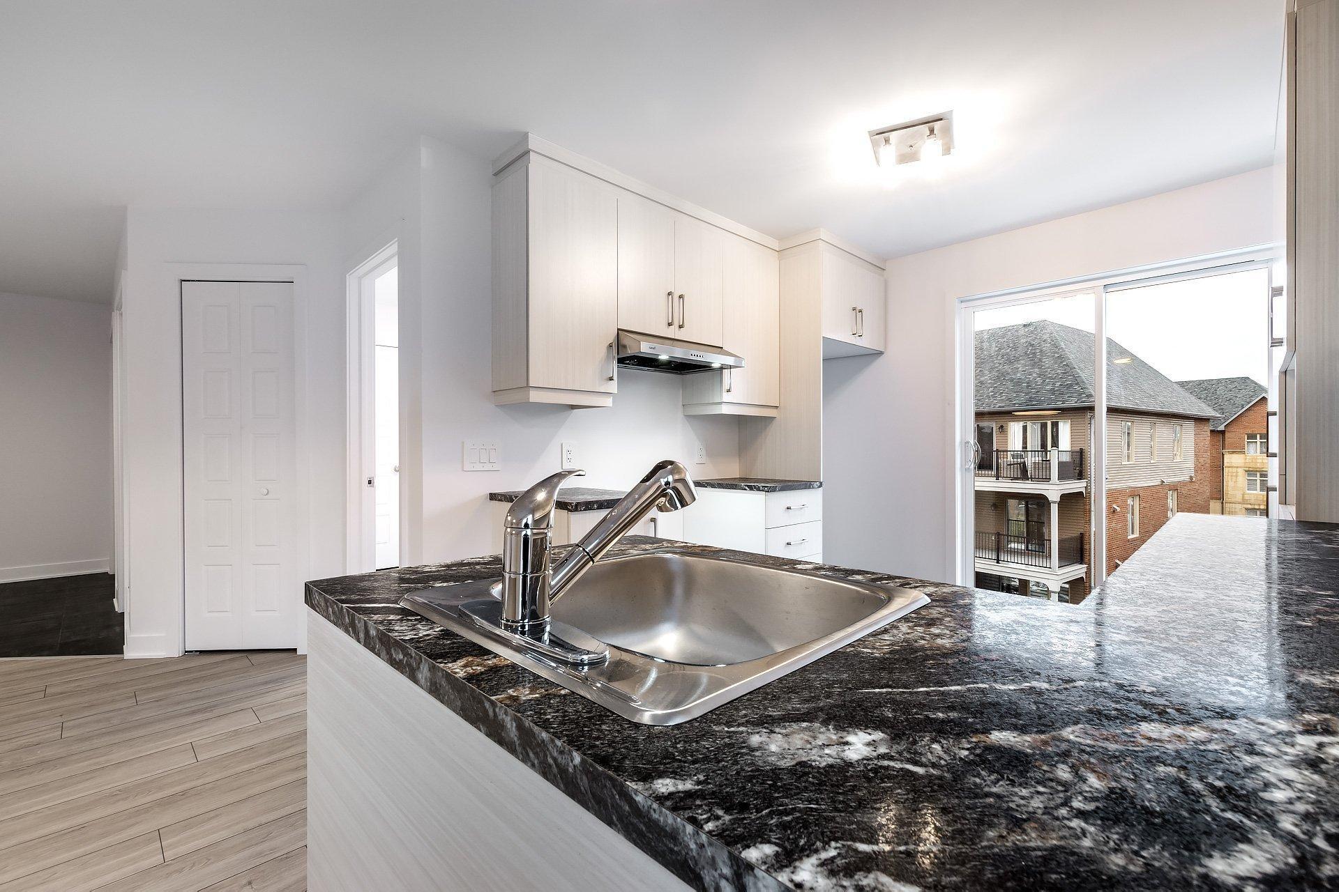 









6100


Rue de Lusa

, 7,
Brossard,




QC
J4Y0L8

