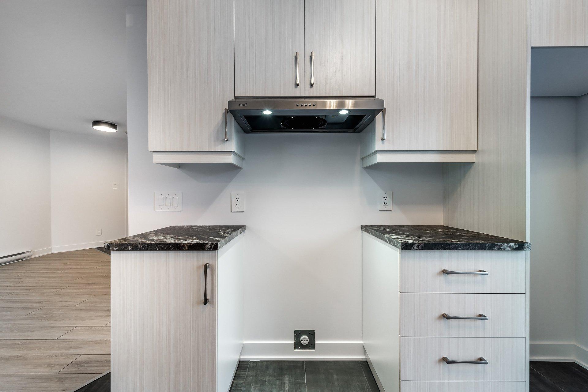 









6100


Rue de Lusa

, 7,
Brossard,




QC
J4Y0L8

