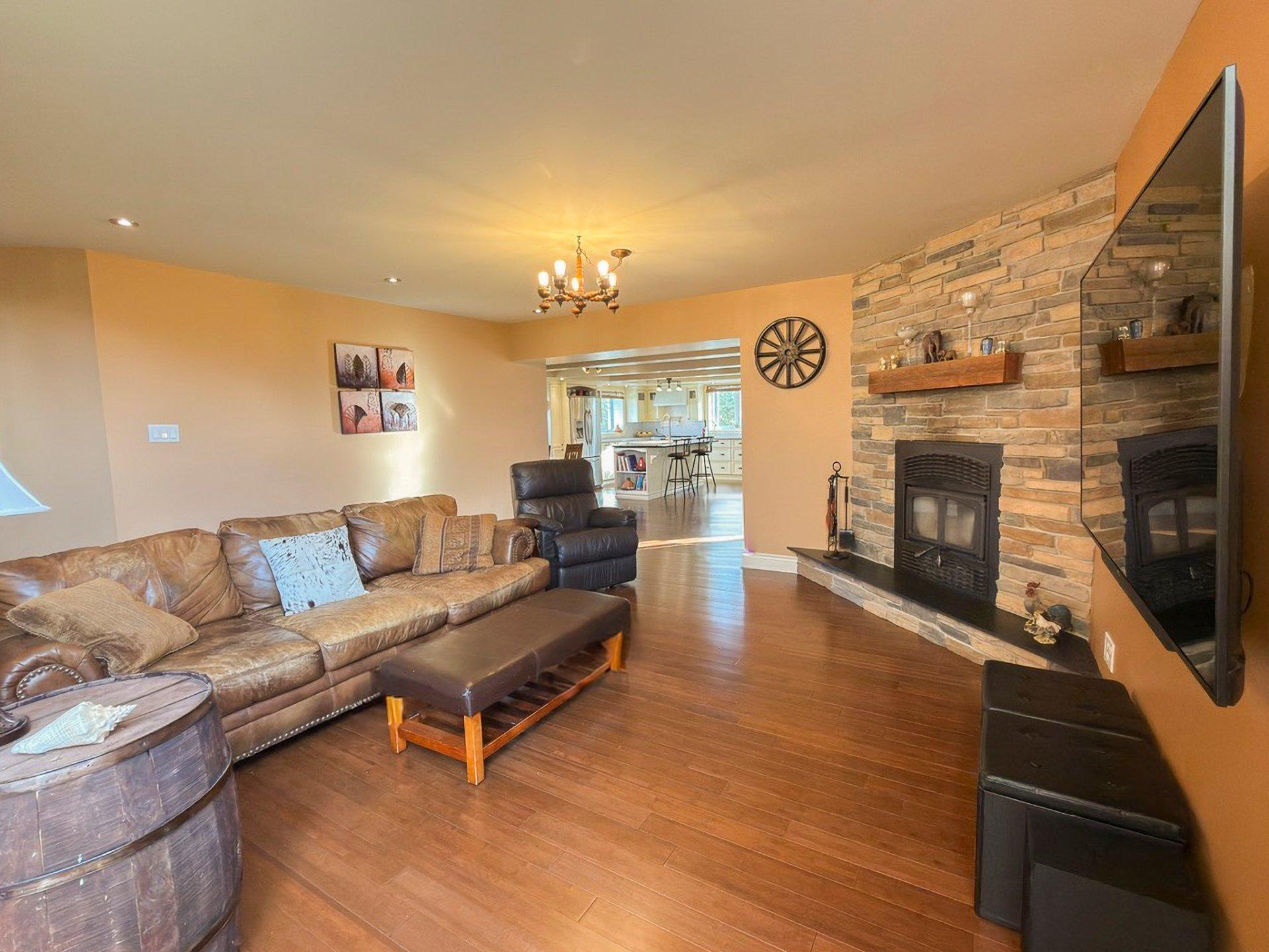 









7Z


Rg des Patriotes S.

,
Saint-Cyprien-de-Napierville,







QC
J0J1L0

