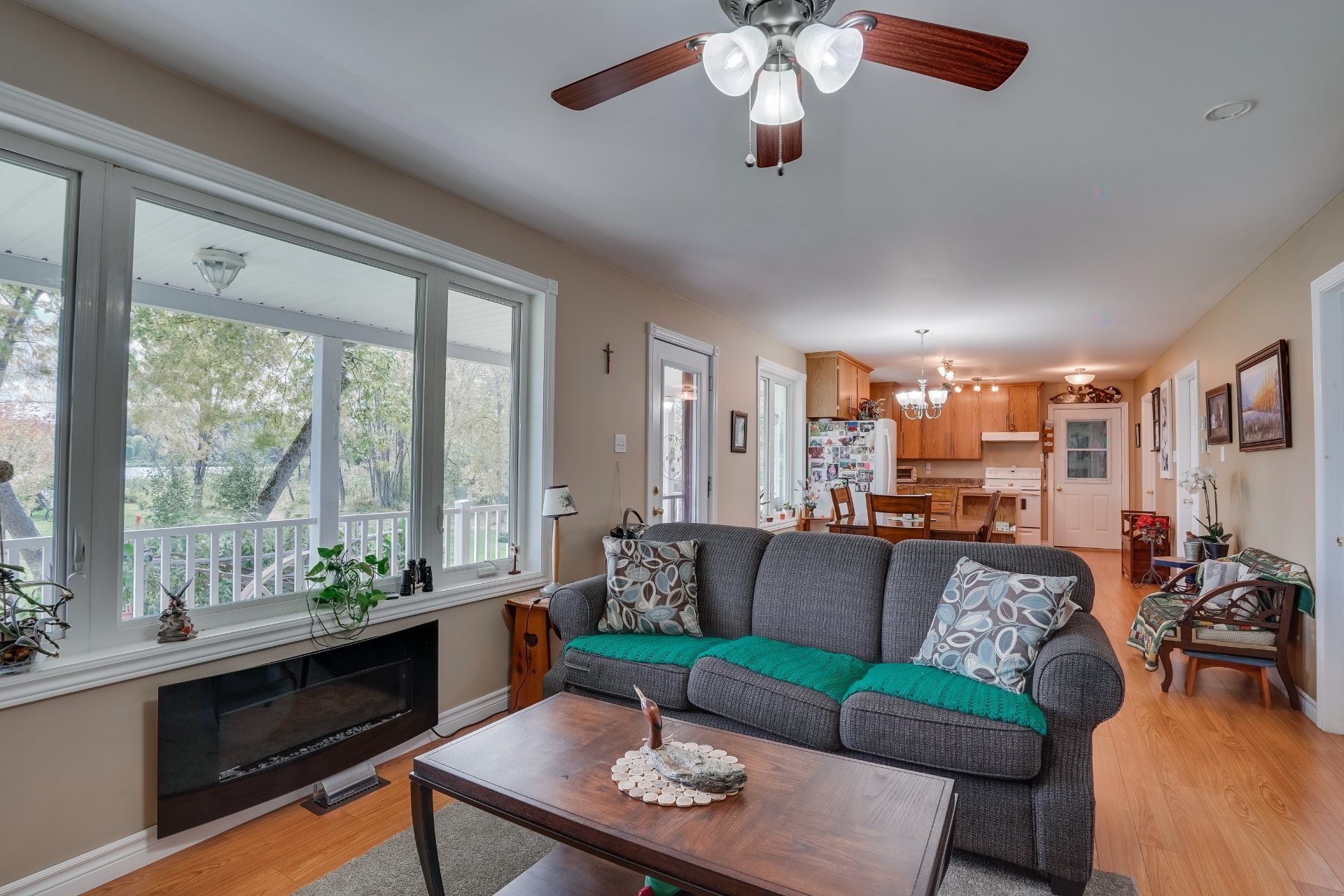 









106B


Ch. de la Montagne

,
L'Île-du-Grand-Calumet,




QC
J0X1J0

