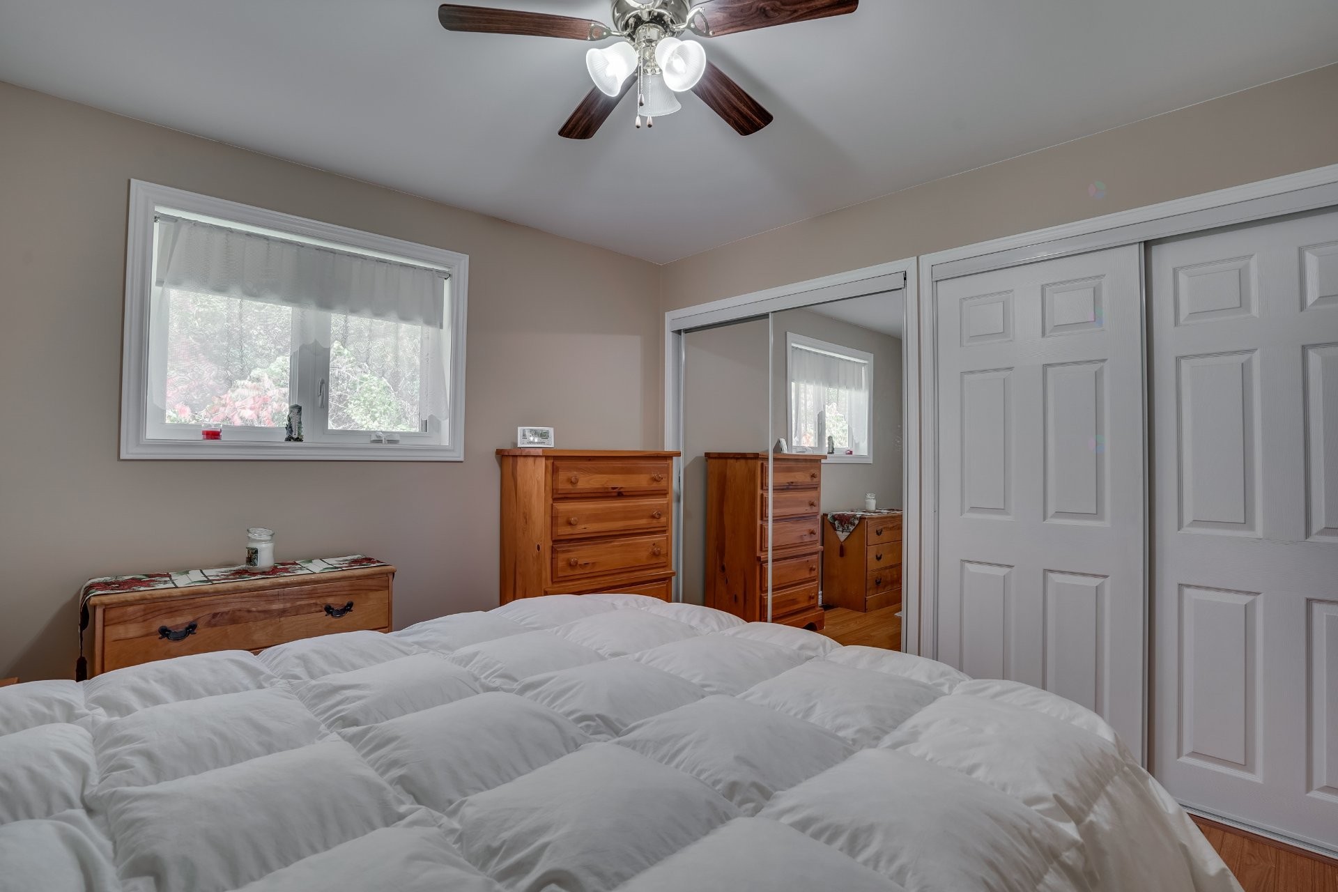 









106B


Ch. de la Montagne

,
L'Île-du-Grand-Calumet,




QC
J0X1J0

