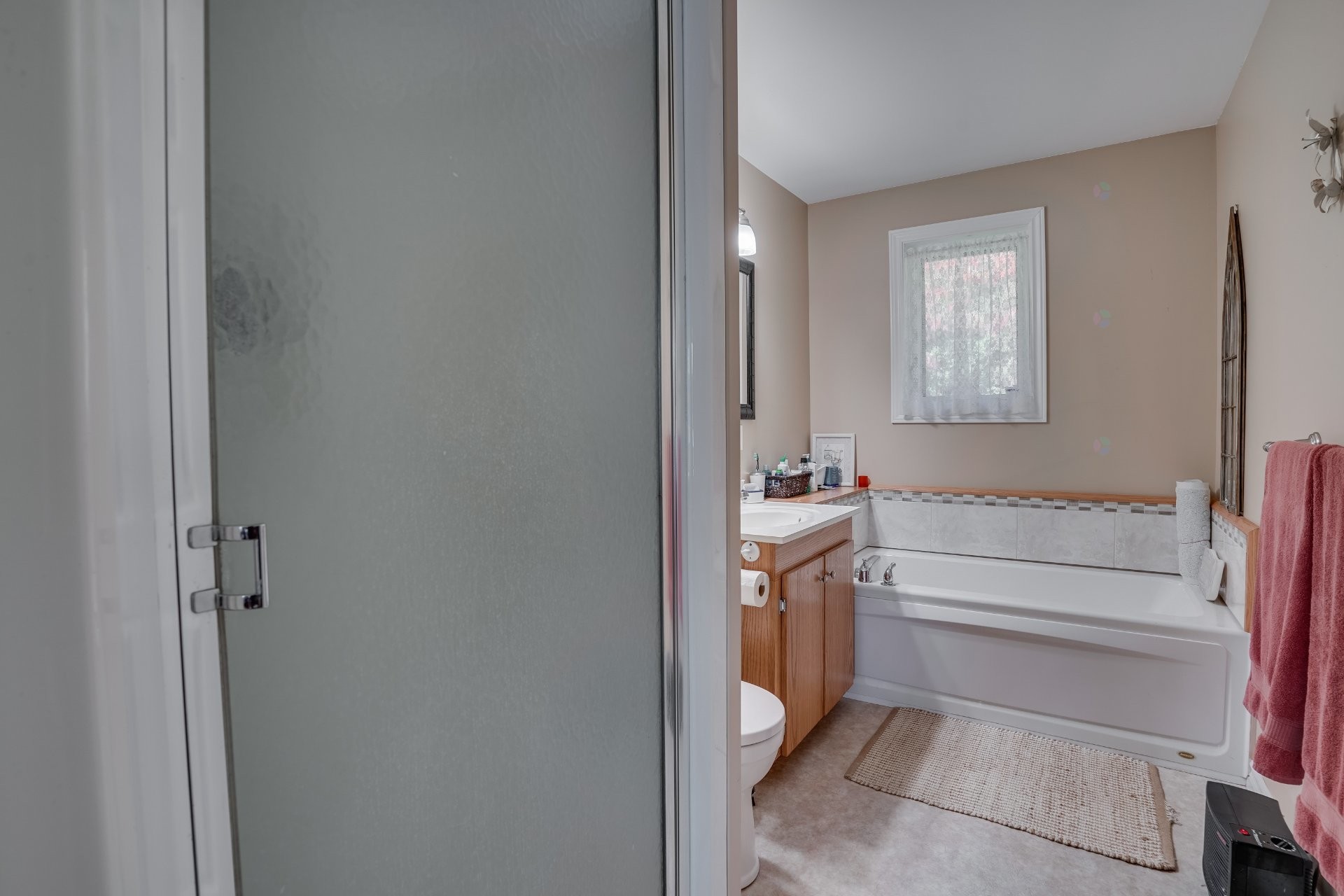 









106B


Ch. de la Montagne

,
L'Île-du-Grand-Calumet,




QC
J0X1J0

