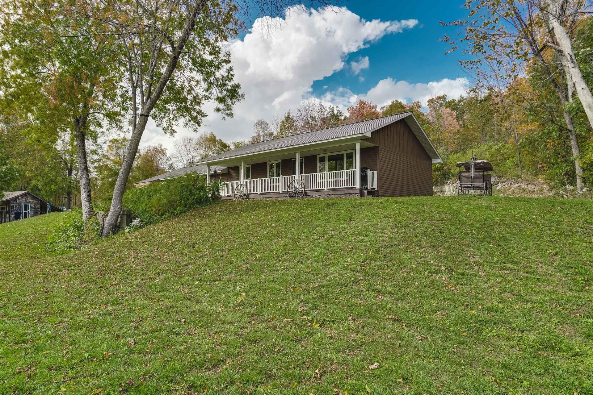 









106B


Ch. de la Montagne

,
L'Île-du-Grand-Calumet,




QC
J0X1J0

