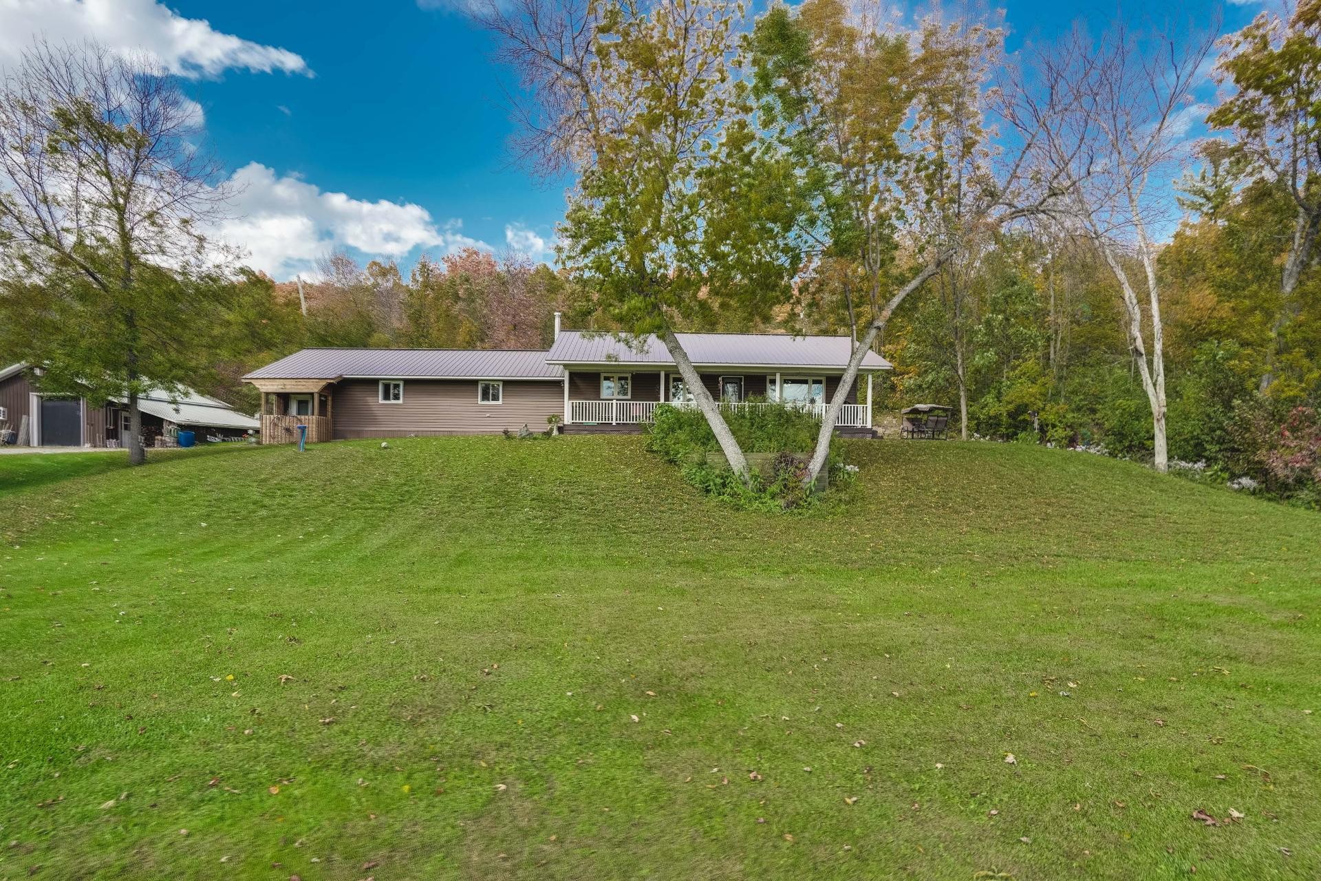 









106B


Ch. de la Montagne

,
L'Île-du-Grand-Calumet,




QC
J0X1J0

