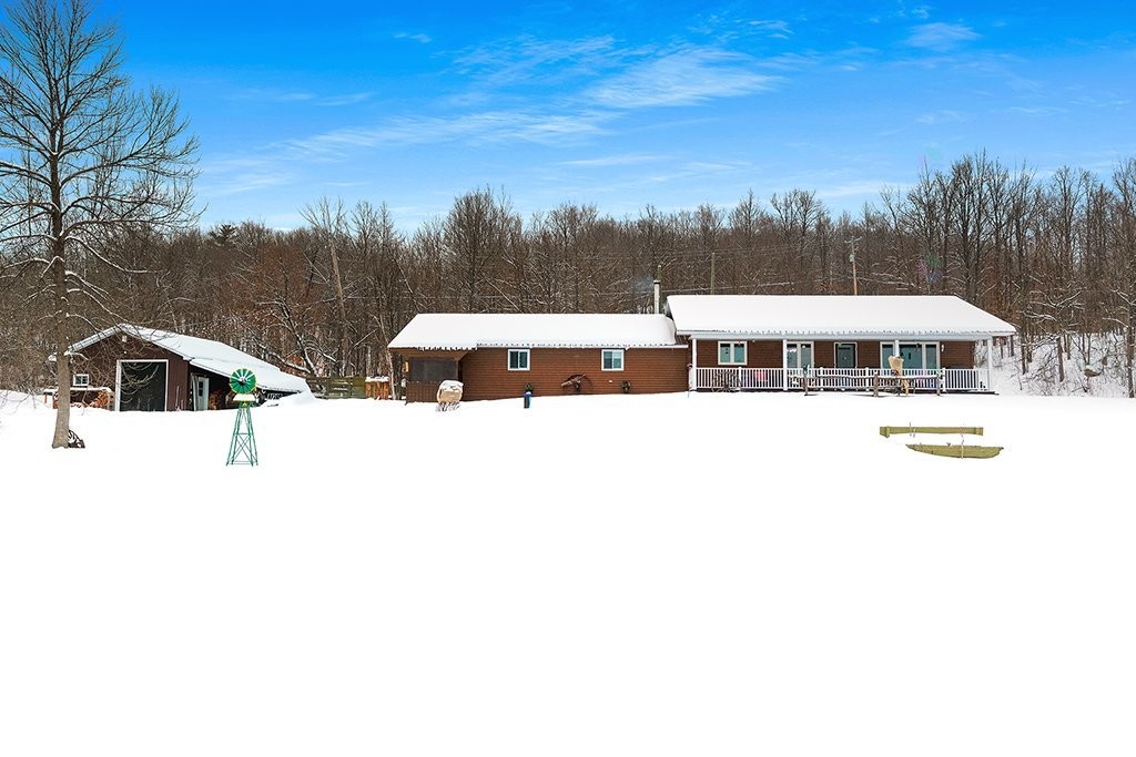 









106B


Ch. de la Montagne

,
L'Île-du-Grand-Calumet,




QC
J0X1J0

