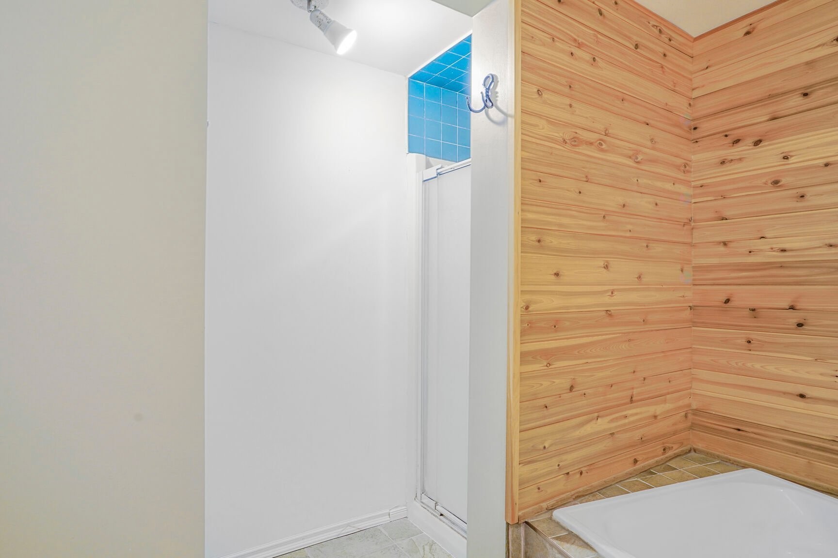 









16


Place du Soleil

, 302,
Montréal (Verdun/Île-des-Soeurs),




QC
H3E1R2

