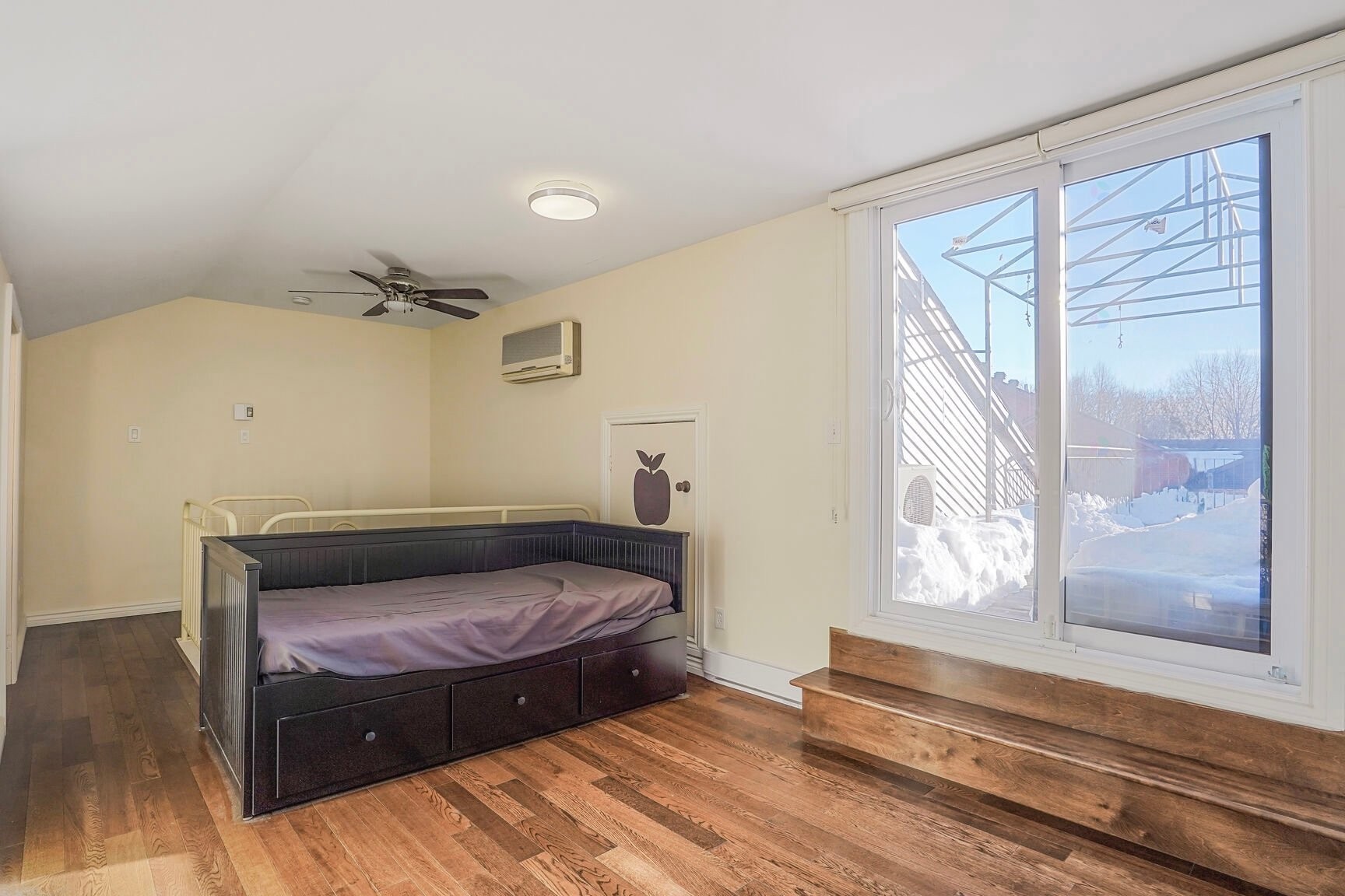 









16


Place du Soleil

, 302,
Montréal (Verdun/Île-des-Soeurs),




QC
H3E1R2

