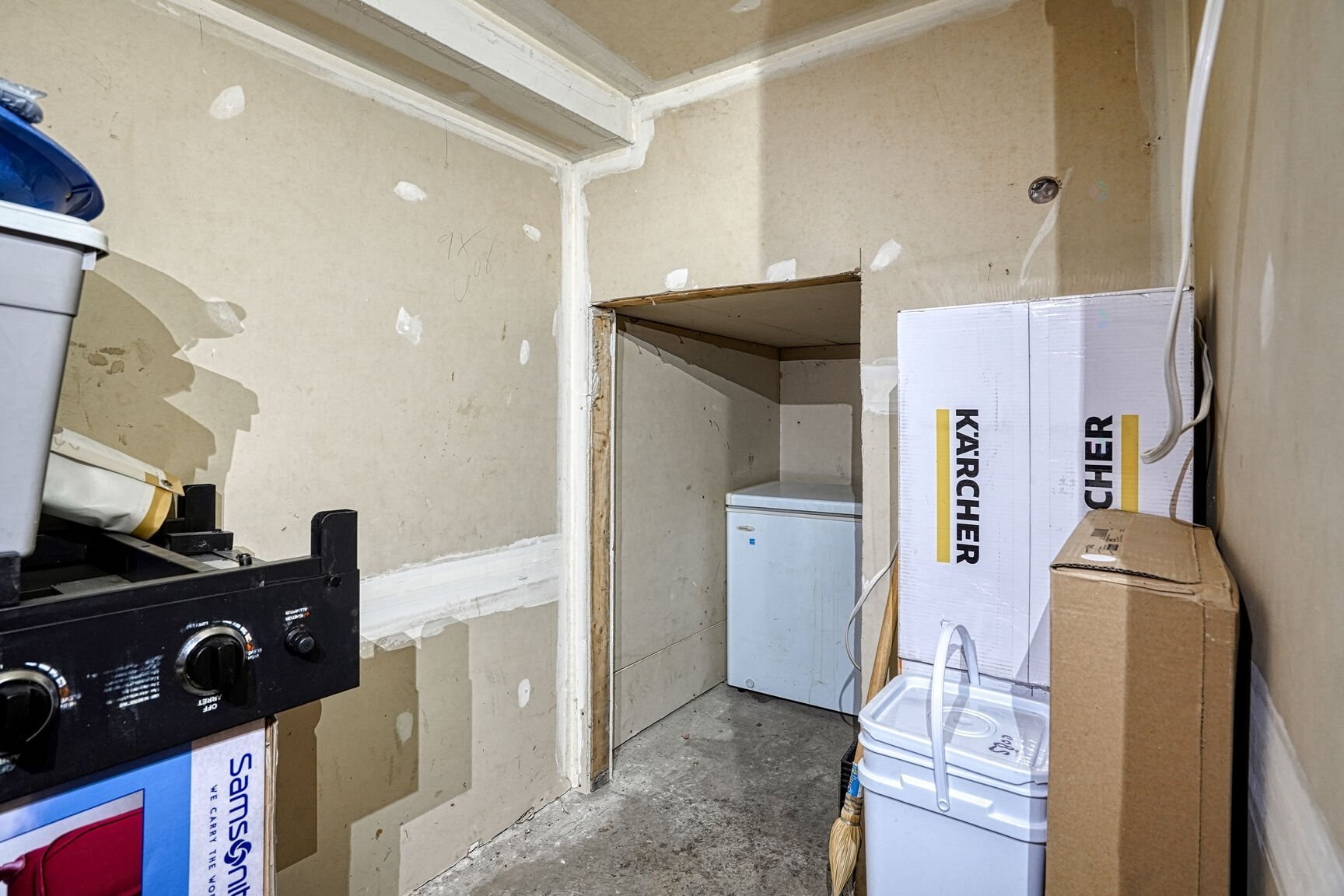 









16


Place du Soleil

, 302,
Montréal (Verdun/Île-des-Soeurs),




QC
H3E1R2

