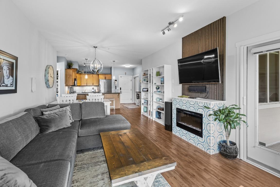 









3739


Casorso

Road, 111,
Kelowna,




BC
V1W 5E8

