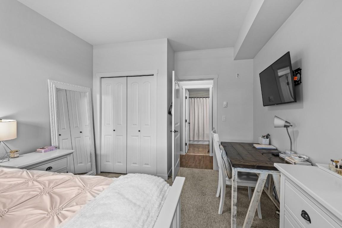 









3739


Casorso

Road, 111,
Kelowna,




BC
V1W 5E8

