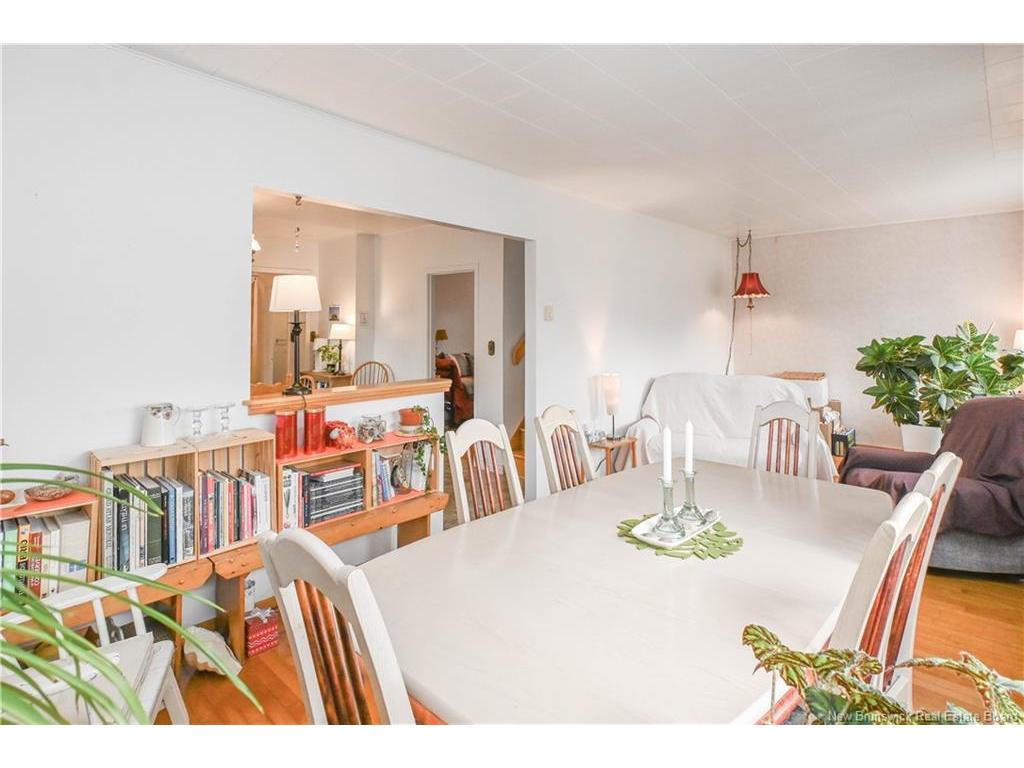 









310


JD Gauthier

BLVD,
Shippagan,




NB
E8S 1R4

