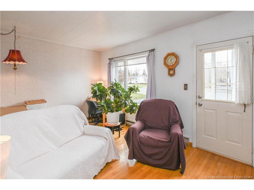 









310


JD Gauthier

BLVD,
Shippagan,




NB
E8S 1R4

