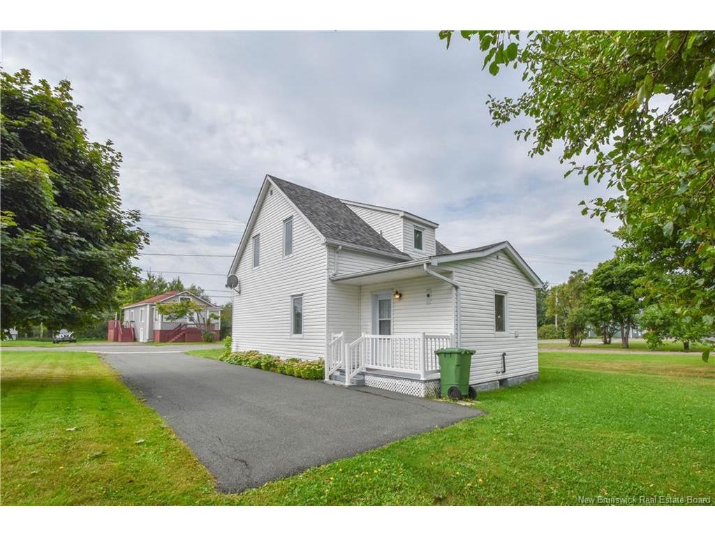 









310


JD Gauthier

BLVD,
Shippagan,




NB
E8S 1R4

