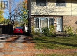 Welcome to 6542 Burwood Ave., Niagara Falls!