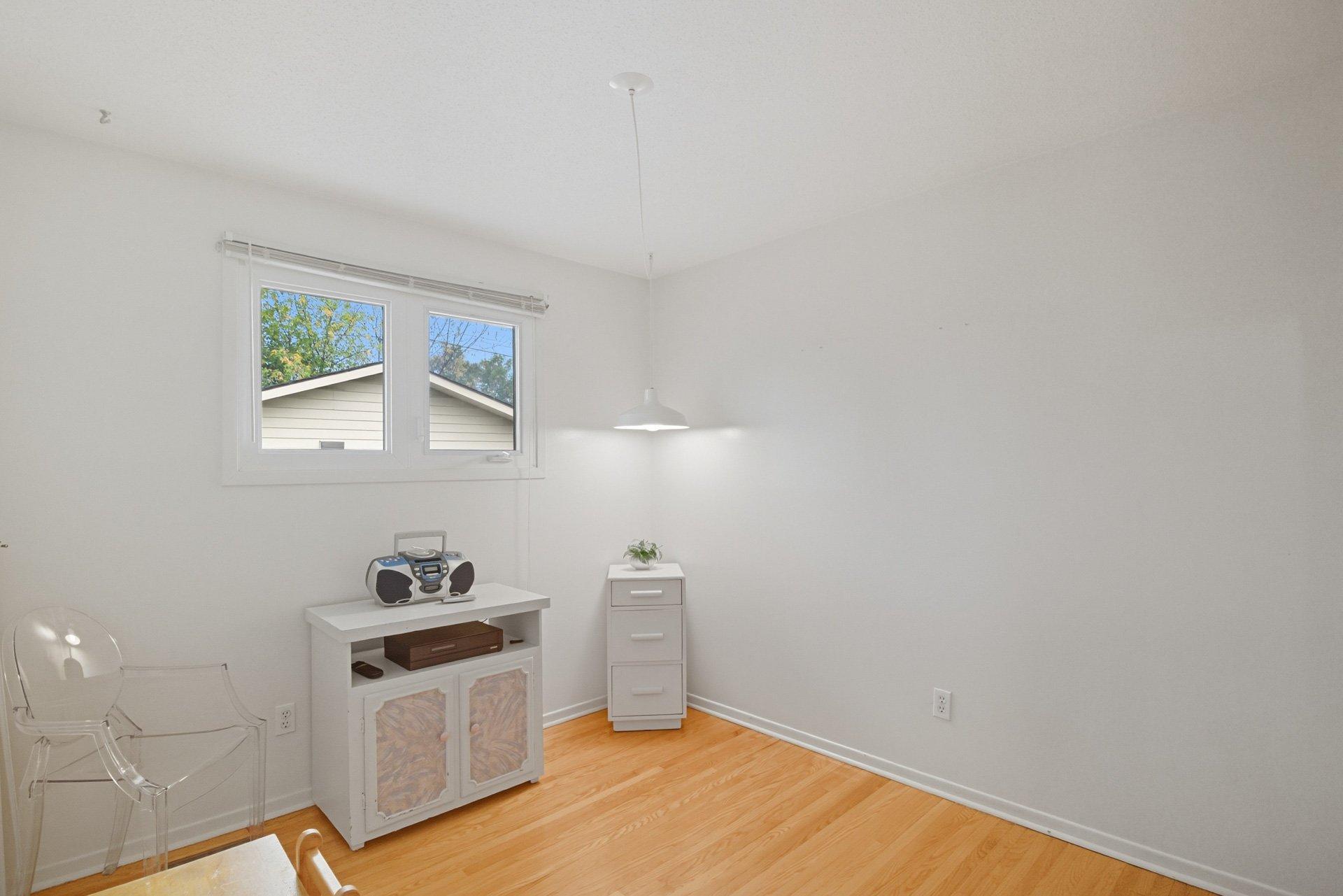 









17


Rue de Bourgogne

,
Gatineau (Gatineau),




QC
J8T4L1

