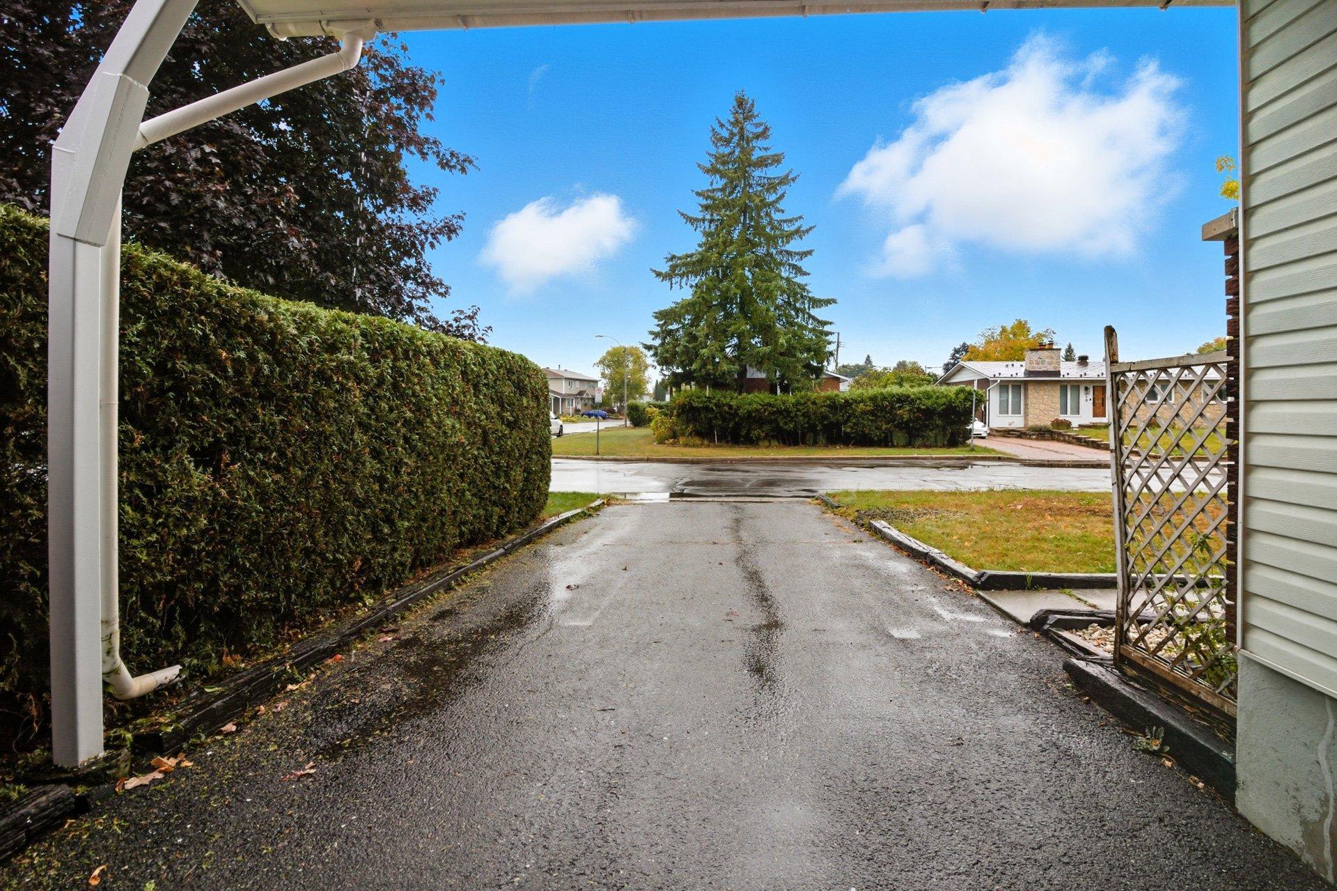 









17


Rue de Bourgogne

,
Gatineau (Gatineau),




QC
J8T4L1

