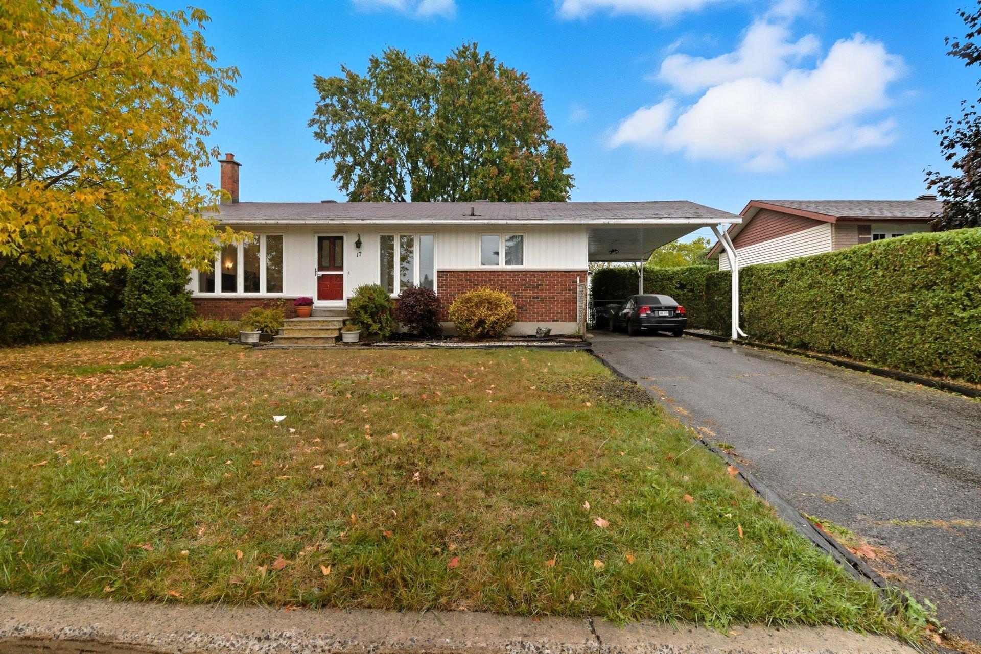 









17


Rue de Bourgogne

,
Gatineau (Gatineau),




QC
J8T4L1

