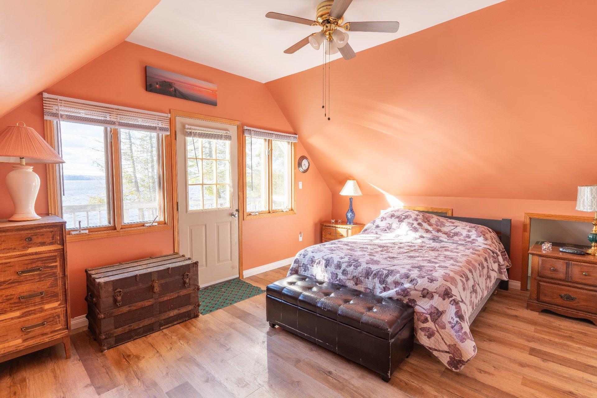 









54


Ch. Isok

,
Waltham,




QC
J0X1M0

