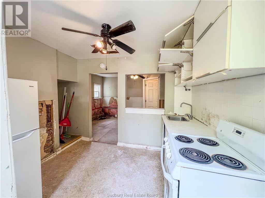 












295 Van Horne Street

,
Sudbury,




Ontario
P3B1J1

