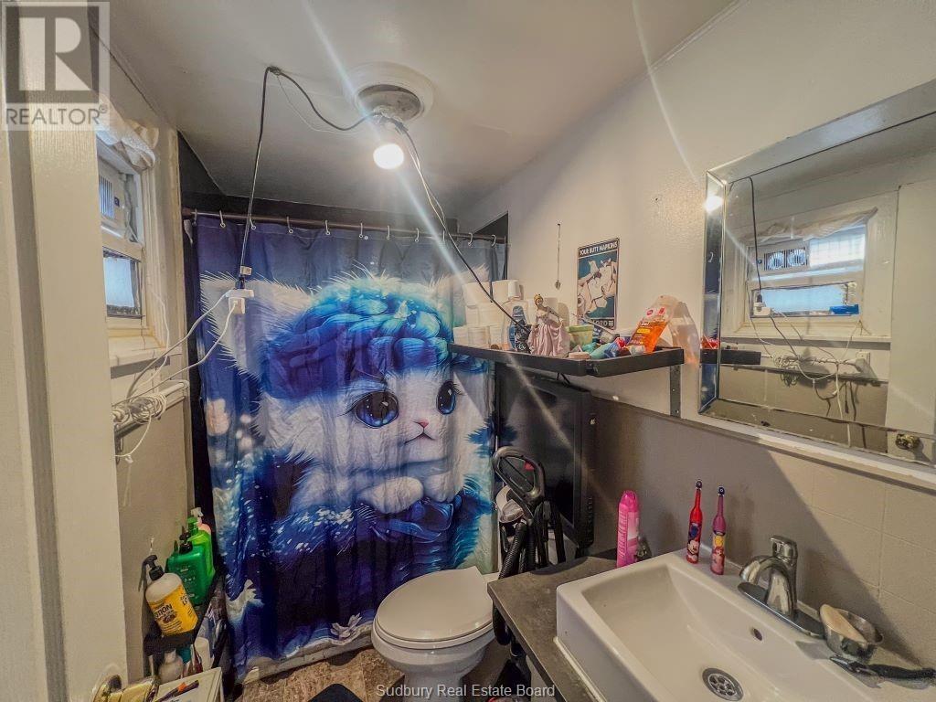 












295 Van Horne Street

,
Sudbury,




Ontario
P3B1J1

