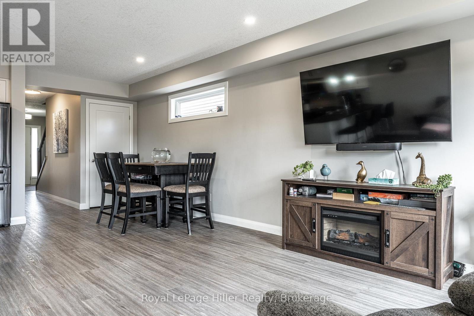 












C - 133 WIMPOLE STREET

,
West Perth (Mitchell),




Ontario
N0K1N0

