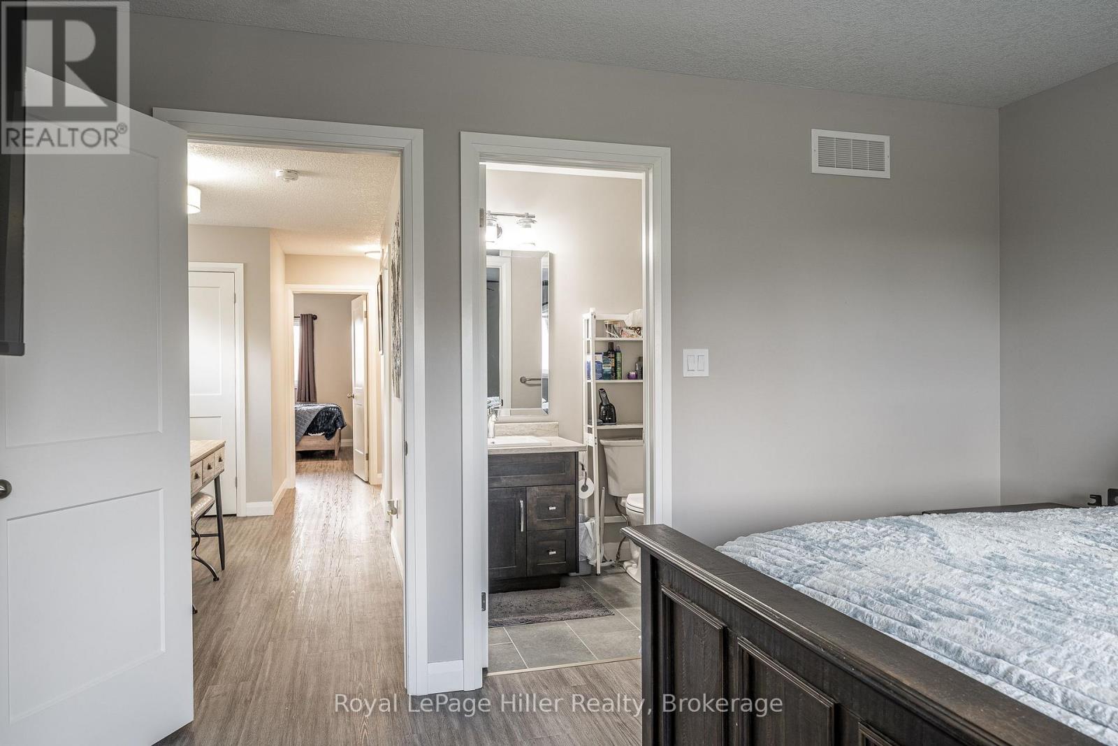 












C - 133 WIMPOLE STREET

,
West Perth (Mitchell),




Ontario
N0K1N0

