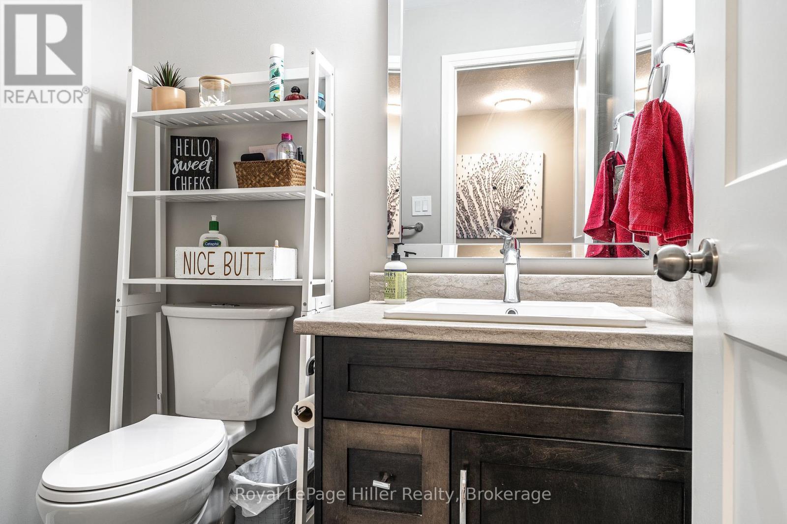 












C - 133 WIMPOLE STREET

,
West Perth (Mitchell),




Ontario
N0K1N0

